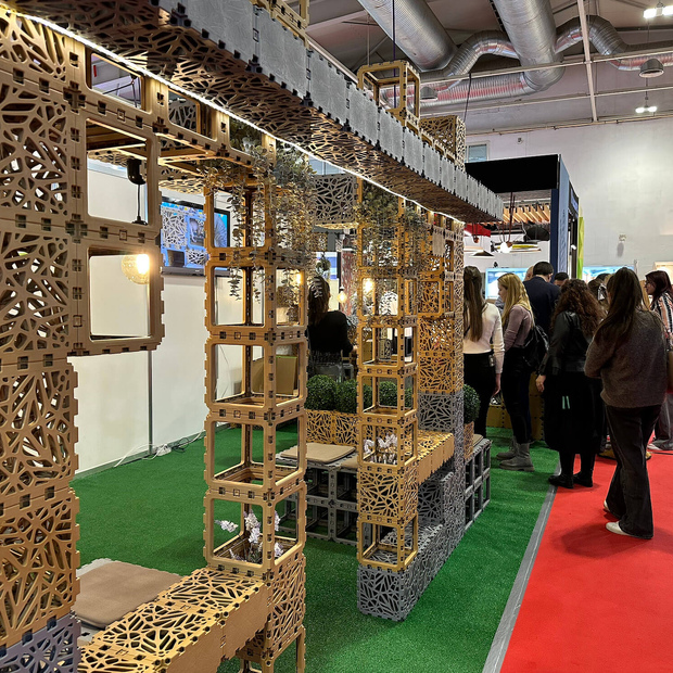 Modułowe ekspozytory sklepowe: Jak sklepy mogą codziennie odświeżać układy bez remontów?